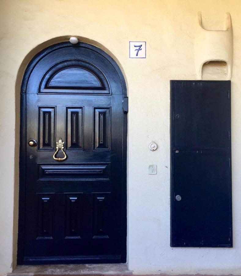 Peaceful & Spacious Apt With Parking & Queen Bed Carvoeiro  Exteriör bild